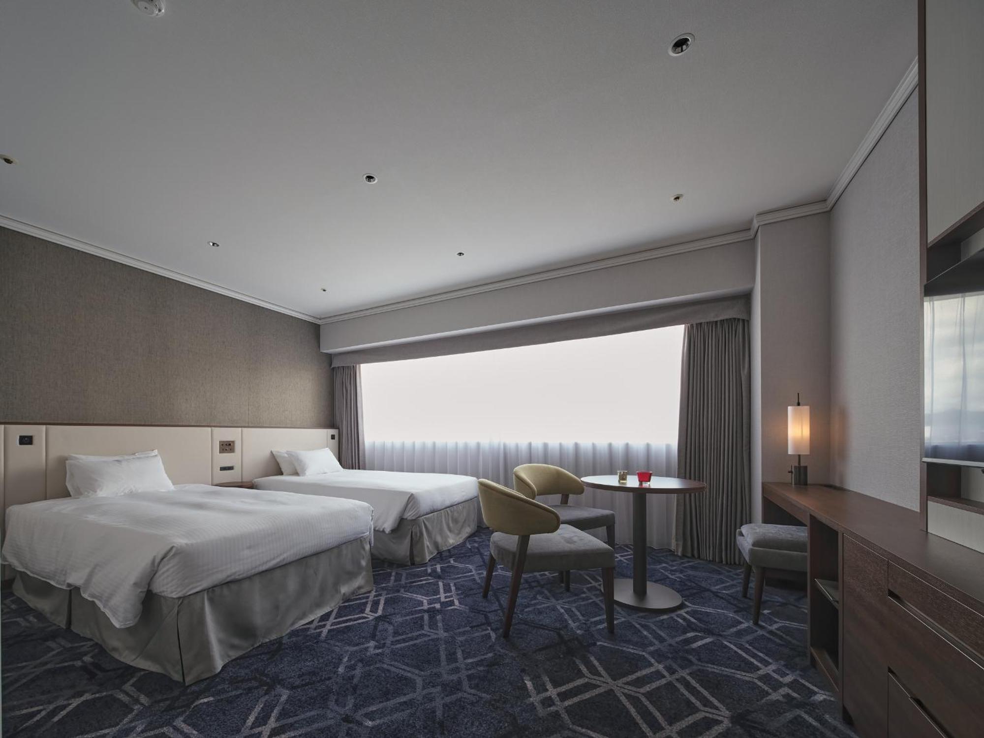 Hotel Nikko Himeji Bagian luar foto