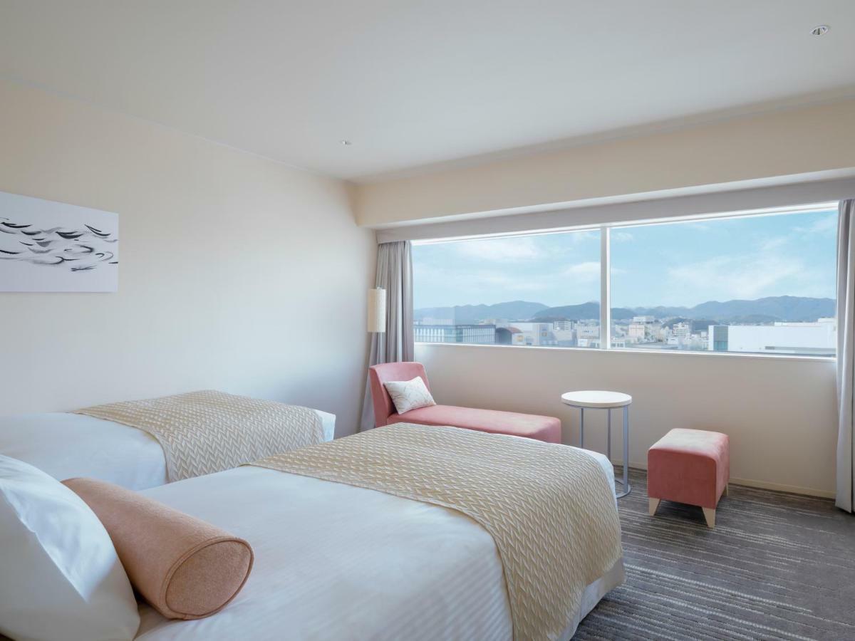 Hotel Nikko Himeji Bagian luar foto