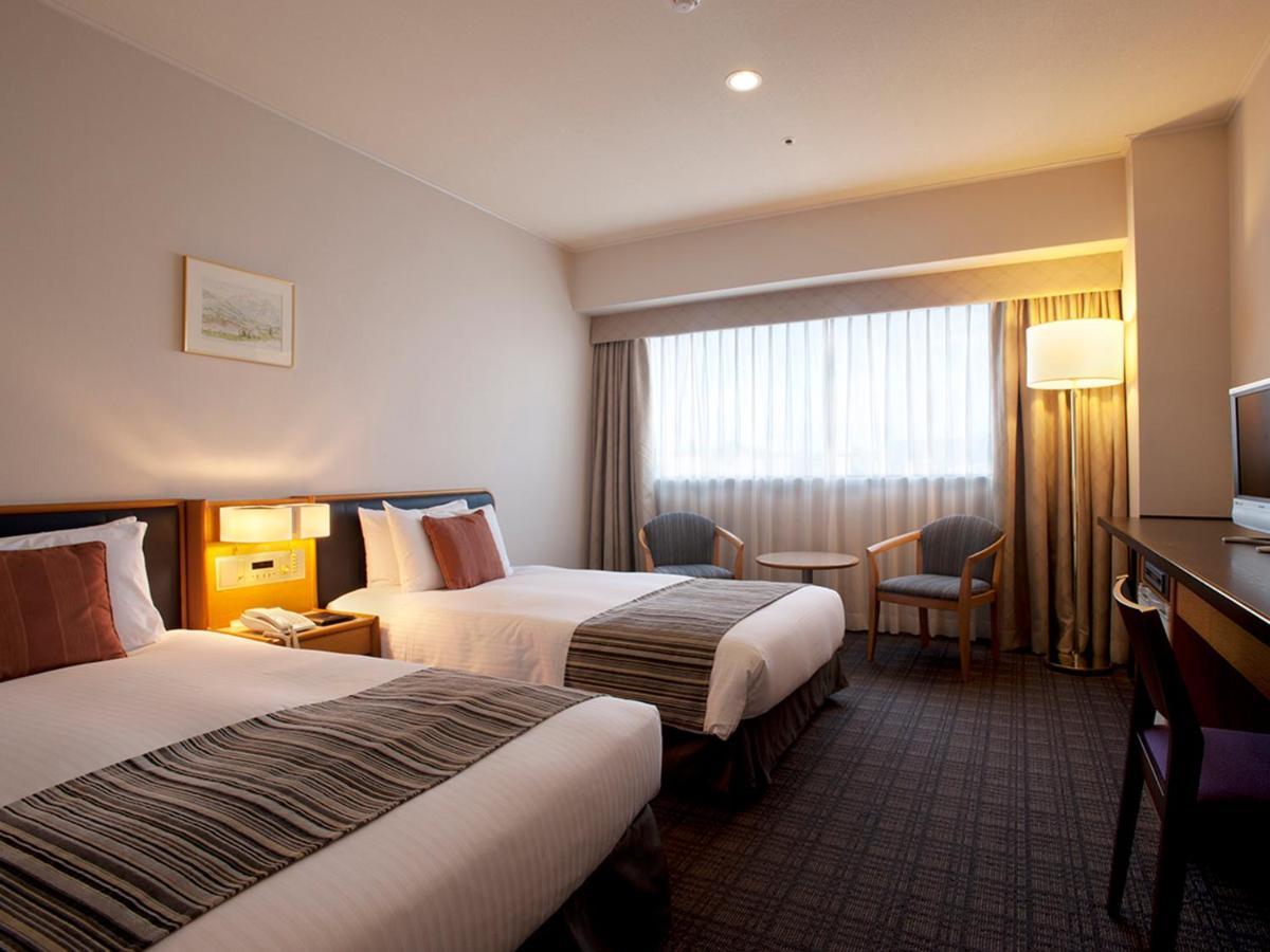 Hotel Nikko Himeji Bagian luar foto
